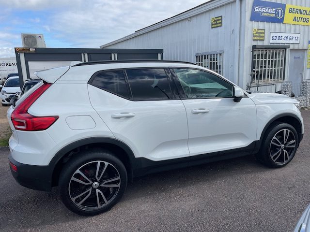 VOLVO XC40 2018