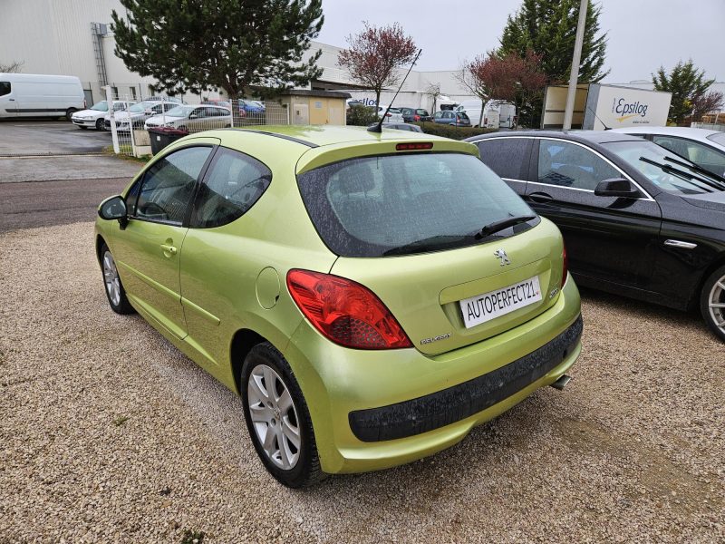 PEUGEOT 207 2006