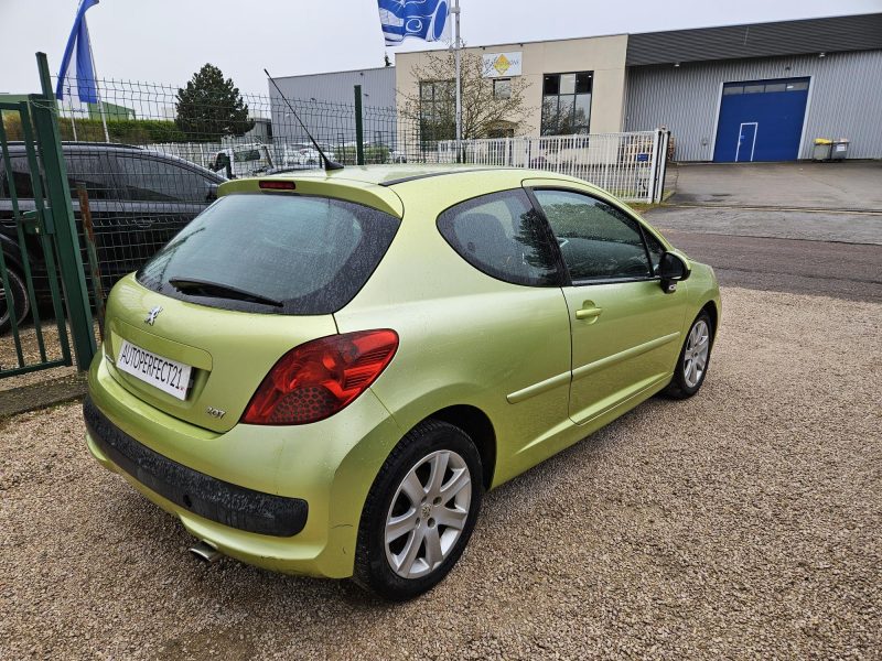 PEUGEOT 207 2006