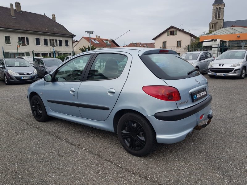 PEUGEOT 206 1.4i 75CV X-LINE