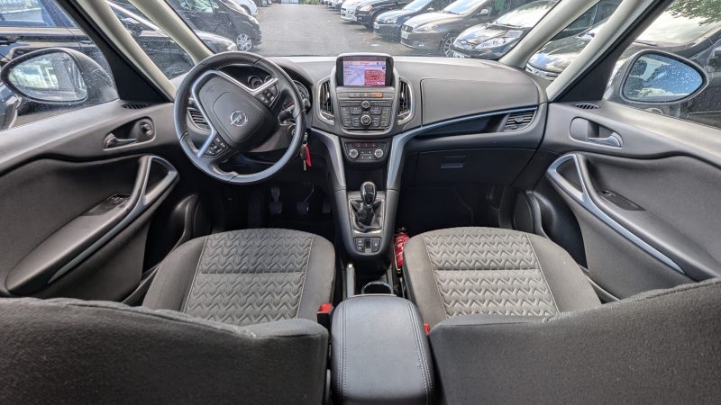 OPEL  ZAFIRA  TOURER  1.6  CDTI  2013