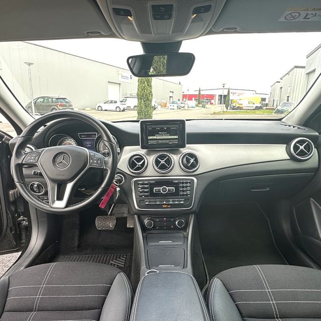 MERCEDES CLASSE GLA 200 CDI / d 136cv Garantie 12 Mois