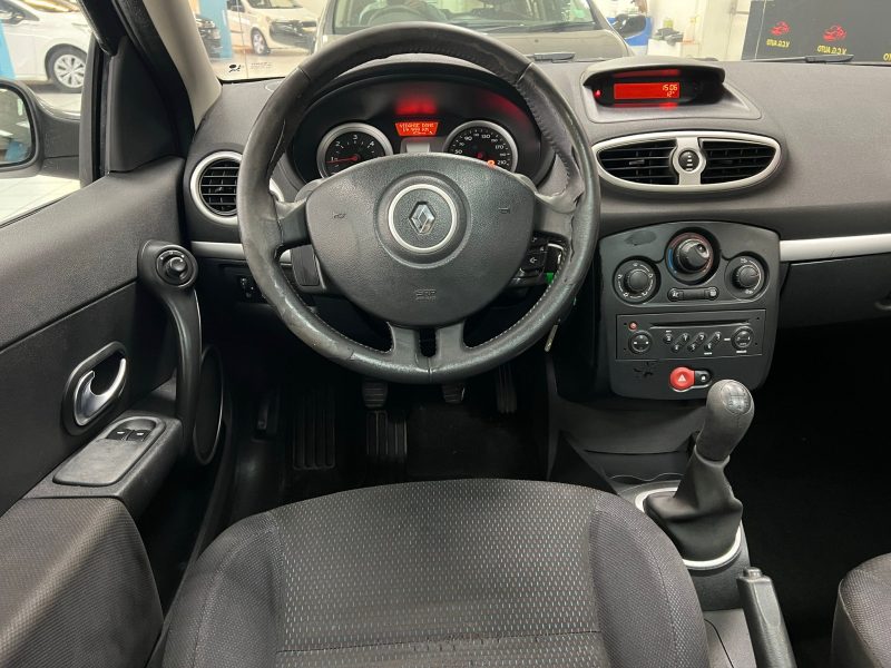 RENAULT CLIO III 1.5 dCi 86cv CONFORT PACK CLIM DYNAMIQUE