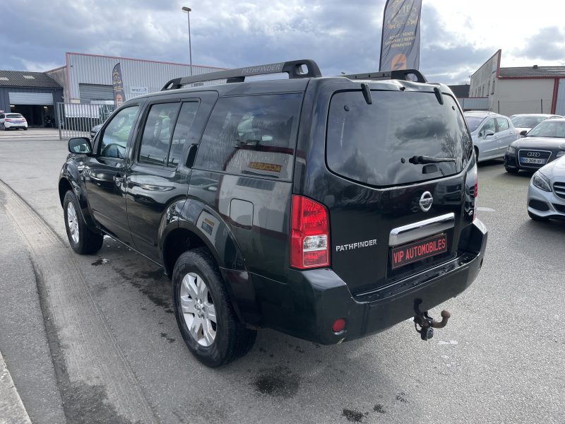 NISSAN PATHFINDER III 2005