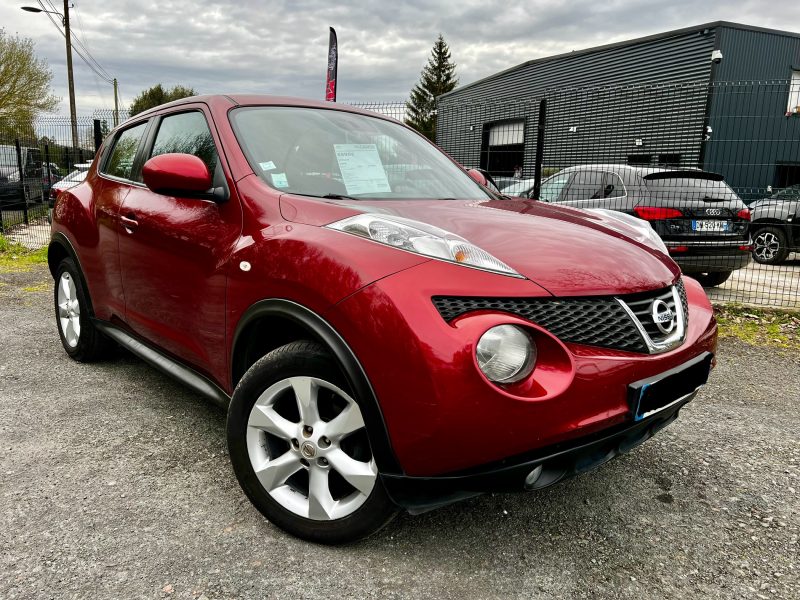 NISSAN JUKE 2012