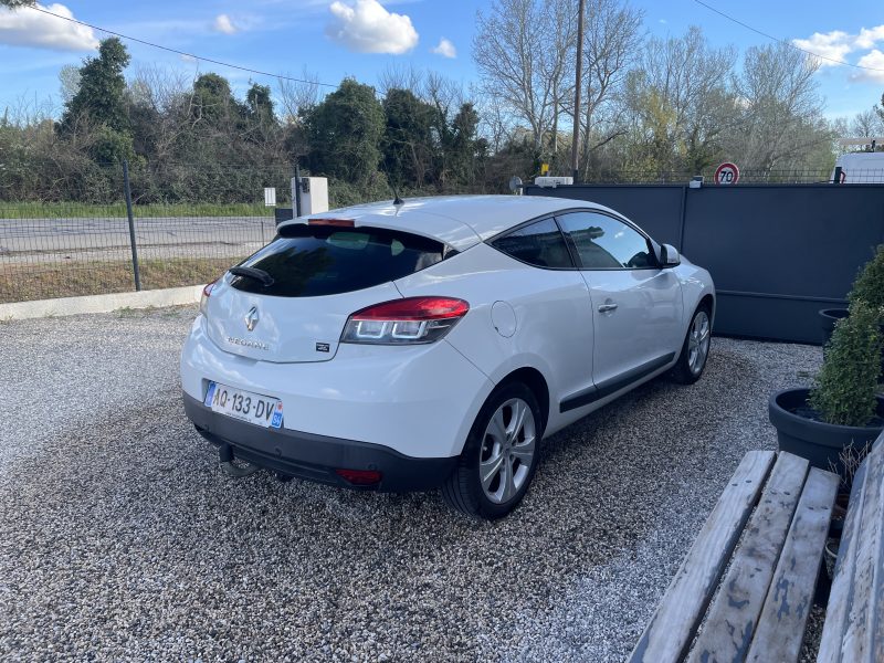 RENAULT MEGANE III Coupé 2010