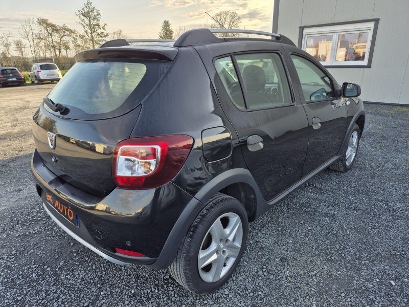 DACIA SANDERO stepway tce 90cv  2015 92500 km 