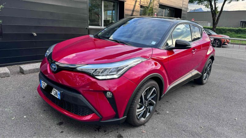 TOYOTA C-HR 2023 2.0 Hybrid 184cv GRAFFIC REPRISE POSSIBLE