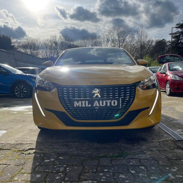 PEUGEOT 208 2019