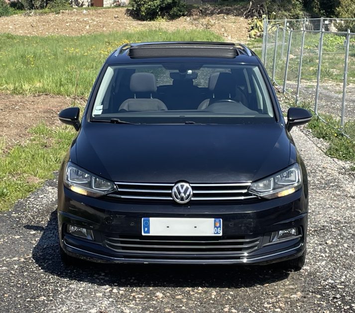 VOLKSWAGEN TOURAN 2.0 TDI 150 Carat 7 Places