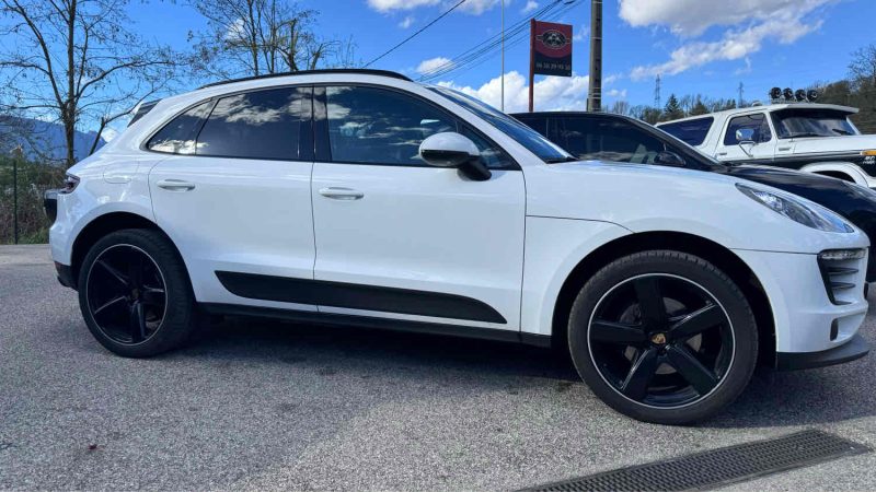 PORSCHE MACAN 2.0 252cv PDK TOIT PANO REPRISE POSSIBLE