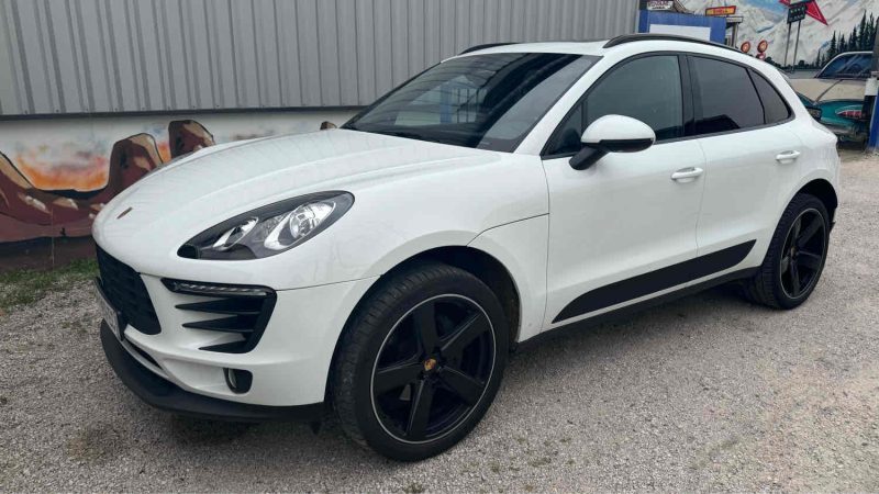 PORSCHE MACAN 2.0 252cv PDK TOIT PANO REPRISE POSSIBLE