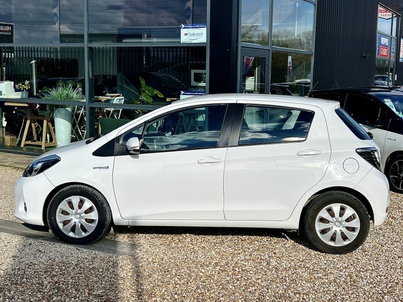 TOYOTA YARIS HYBRID DYNAMIC 2014