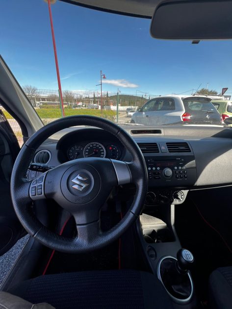 SUZUKI SWIFT 2009 1.3 VVT 92CV Moteur à chaine 