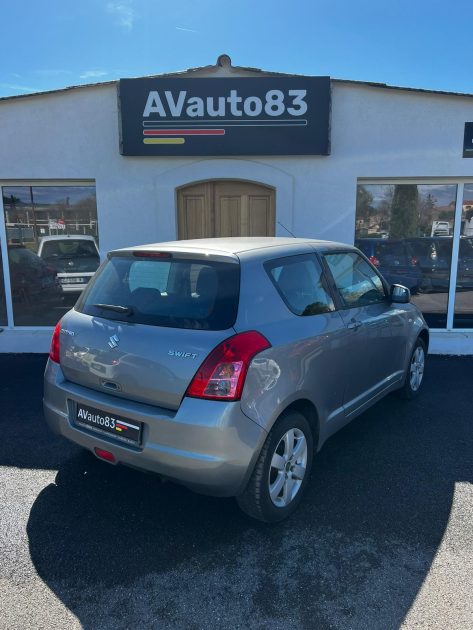 SUZUKI SWIFT 2009 1.3 VVT 92CV Moteur à chaine 