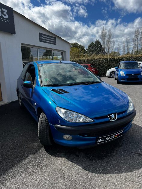 PEUGEOT 206 2005