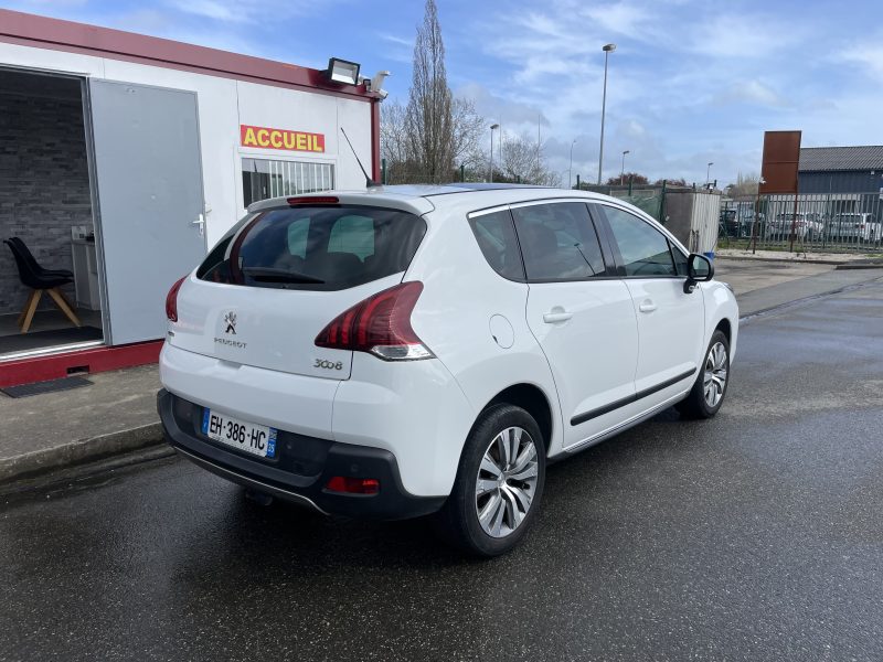 PEUGEOT 3008 SUV 2016