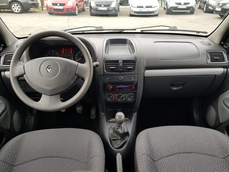 RENAULT CLIO II 1.2i 75CV CAMPUS