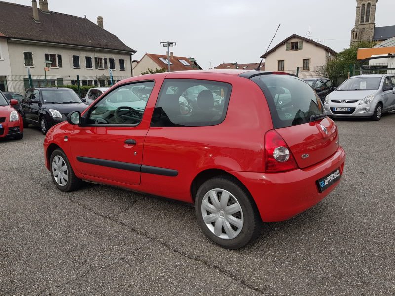 RENAULT CLIO II 1.2i 75CV CAMPUS