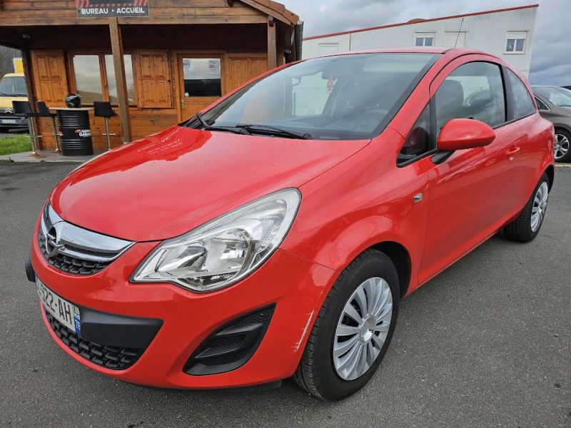 OPEL CORSA E 2014