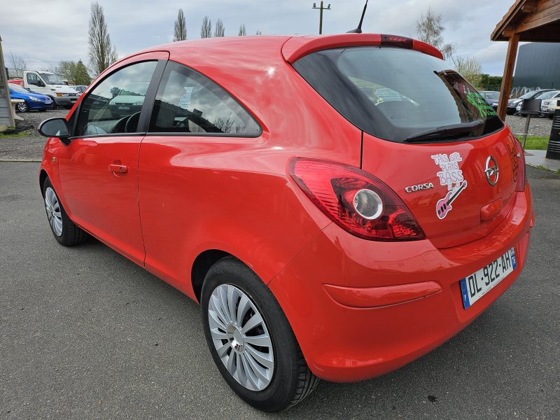 OPEL CORSA E 2014