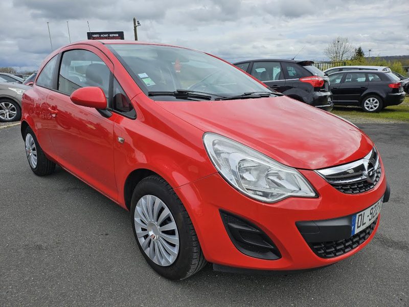 OPEL CORSA E 2014