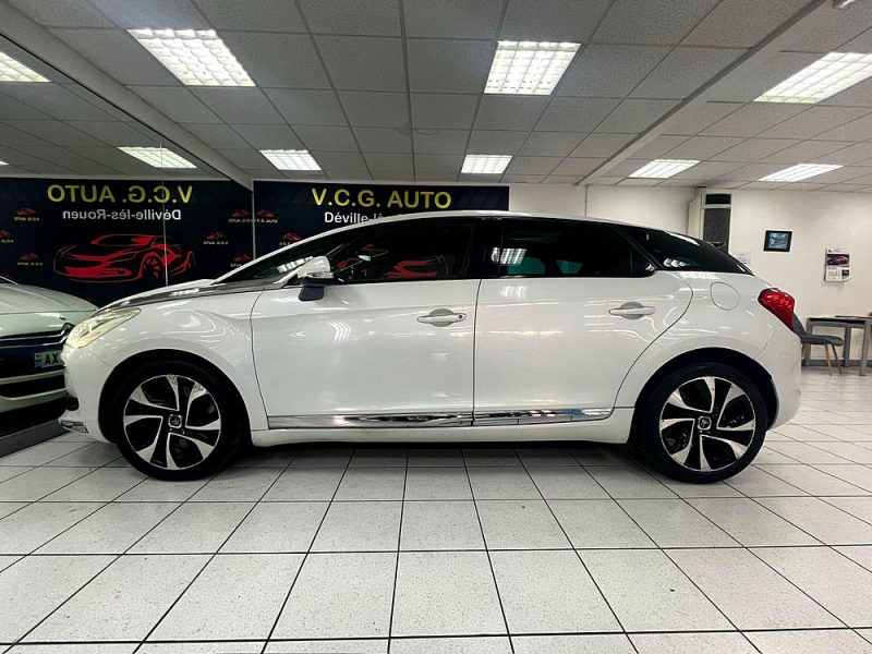 CITROEN DS5 2.0 HDi 163CV SO CHIC