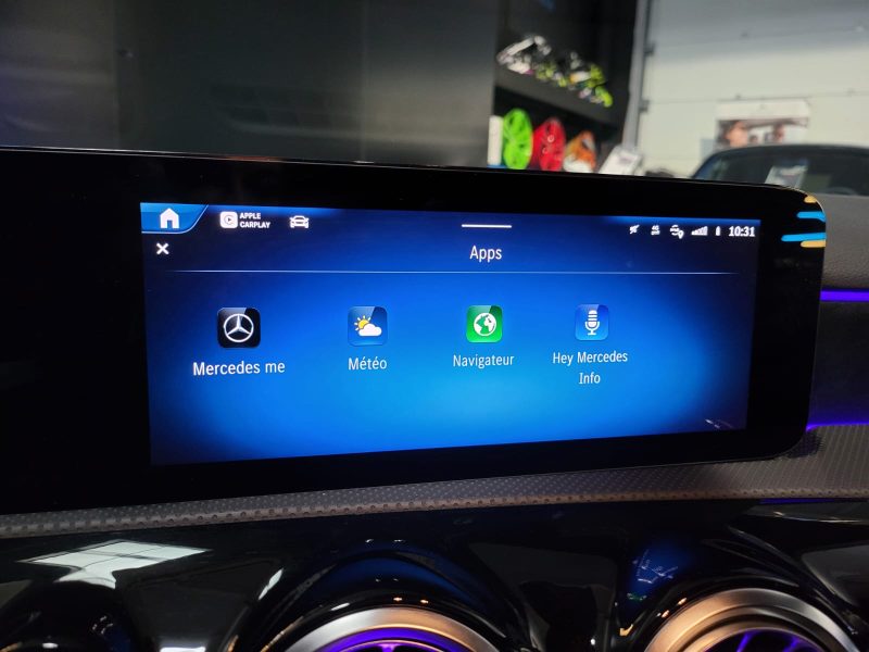 MERCEDES-BENZ CLASSE A BERLINE 35 AMG 306cv 4Matic BVA 1ère Main / APPLE CARPLAY/AFFICHAGE TETE HAUT