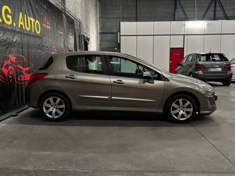 PEUGEOT 308 I 1.6 HDi 112 BMP6 Premium pack