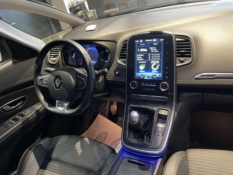 RENAULT GRAND SCENIC  2018