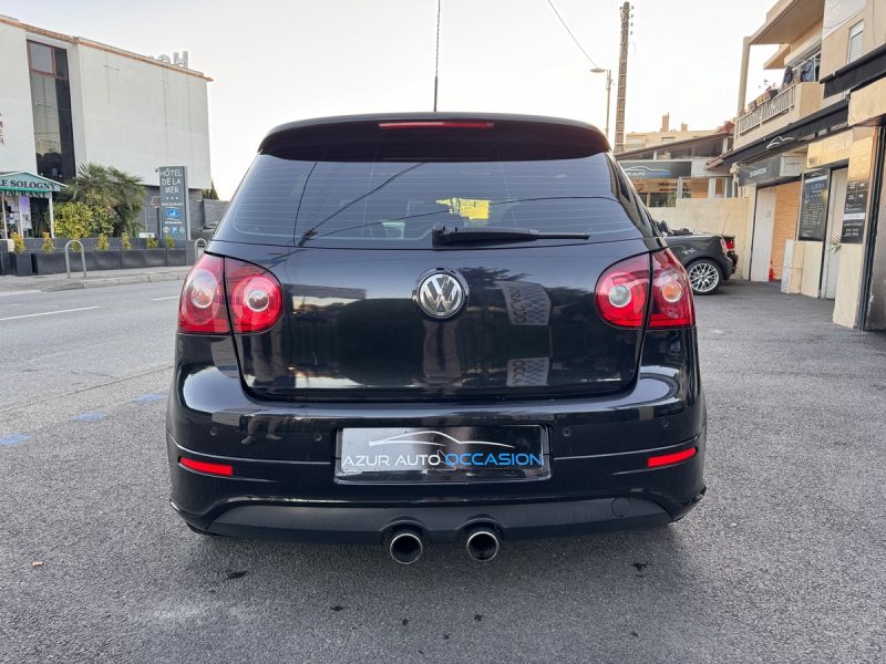 VOLKSWAGEN GOLF V R32 