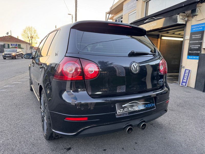 VOLKSWAGEN GOLF V R32 