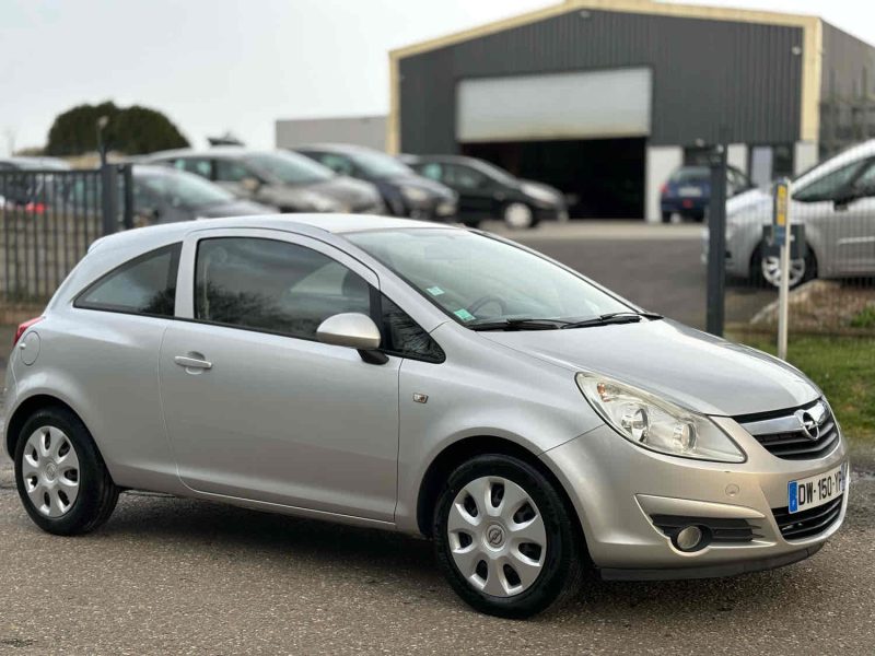 OPEL CORSA D 2008