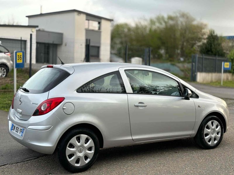 OPEL CORSA D 2008