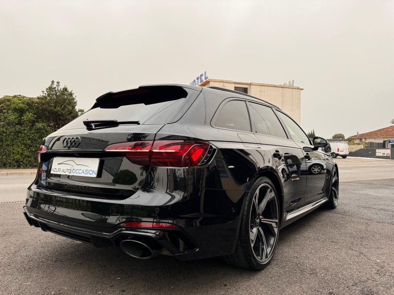 AUDI A4 B9 AVANT 2020 BLACK EDITION