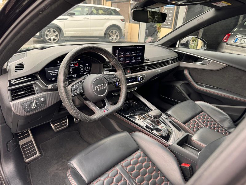 AUDI A4 B9 AVANT 2020 BLACK EDITION