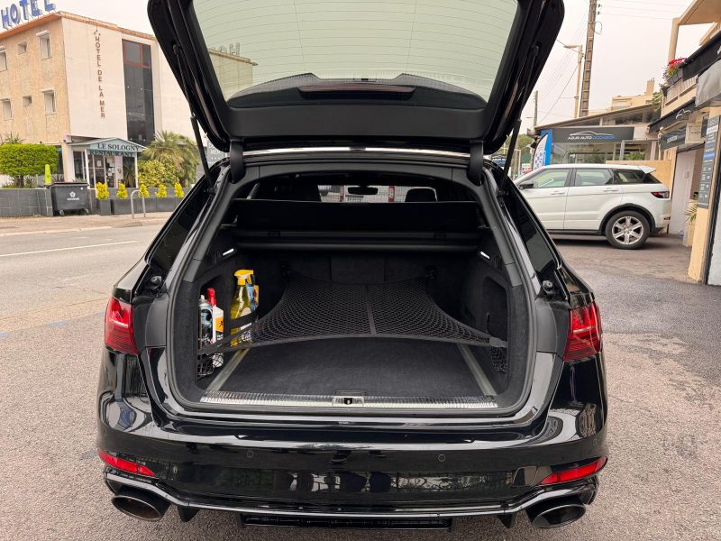 AUDI A4 B9 AVANT 2020 BLACK EDITION