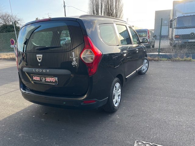 DACIA LODGY 2017