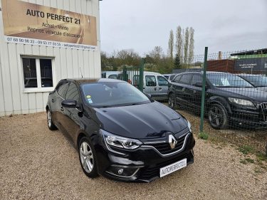 RENAULT MEGANE IV Berline bicorps trois ou cinq portes 2018