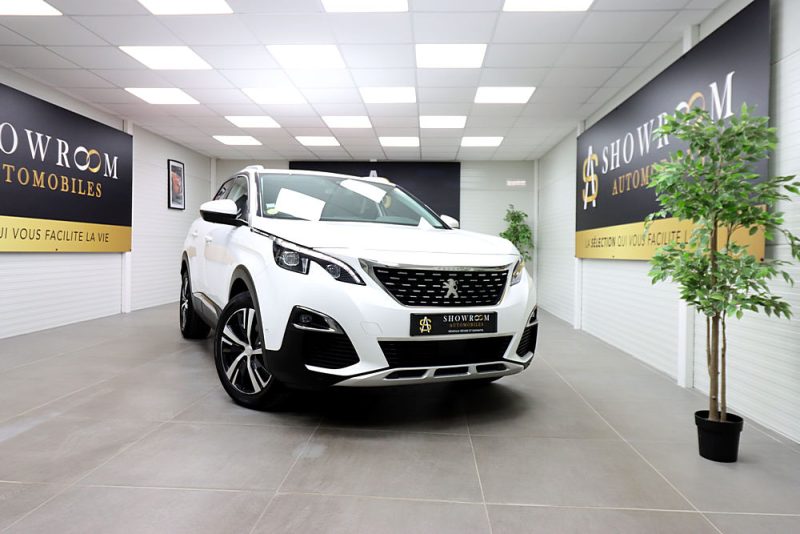 PEUGEOT 3008 2019