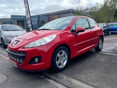 PEUGEOT 207 1.4i 73V