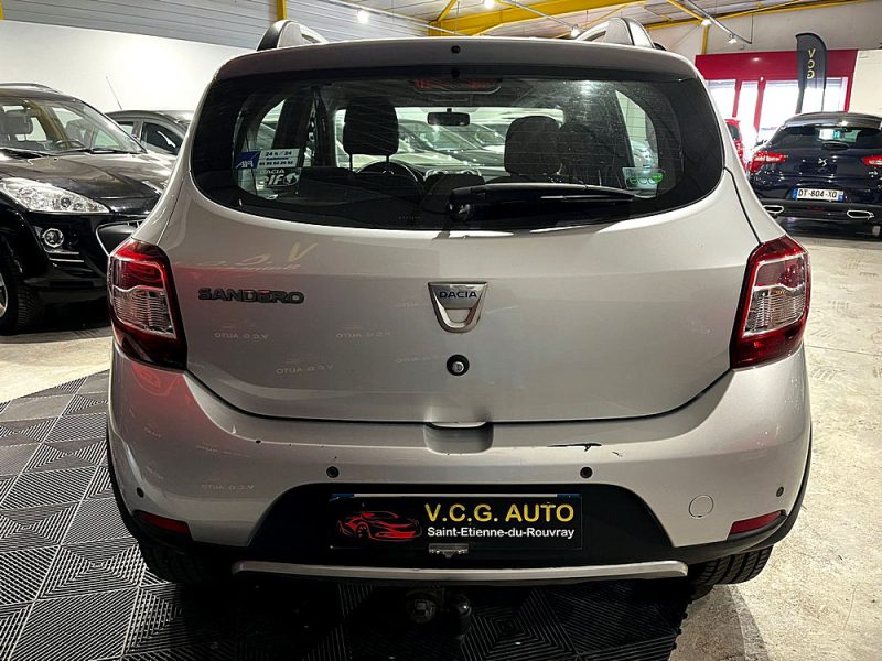 DACIA SANDERO 2013