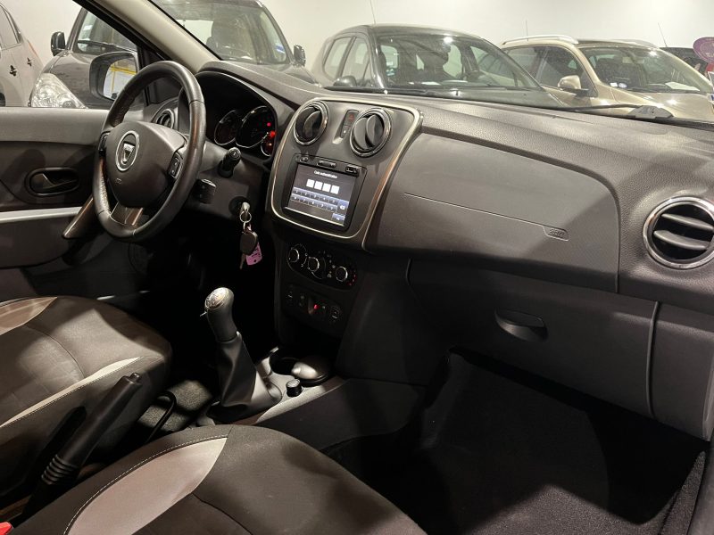 DACIA SANDERO 2013