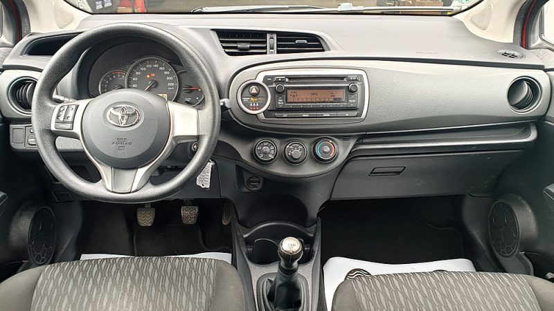 TOYOTA YARIS  100 VVT-i Dynamic