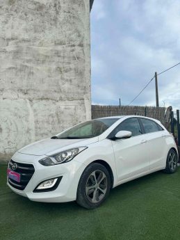 HYUNDAI I30 2015