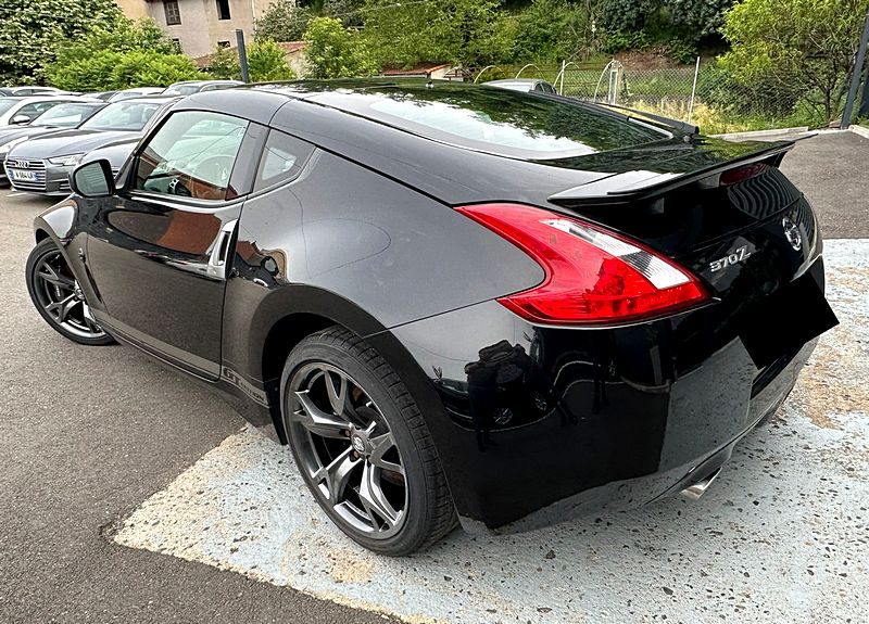 NISSAN 370Z COUPE 3.7 V6 328 GT EDITION