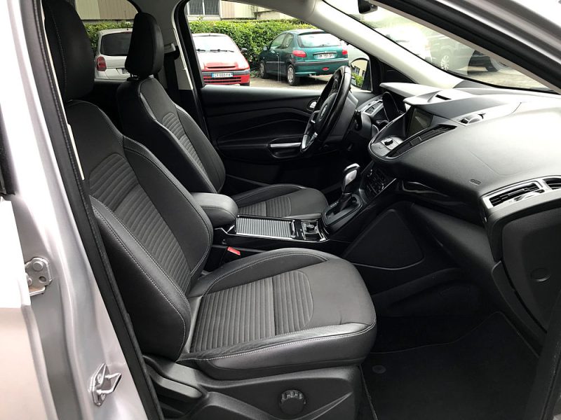 FORD KUGA II - 4x4 - 2.0 TDCi 150cv S&S TITANIUM POWERSHIFT - GARANTIE 6 MOIS