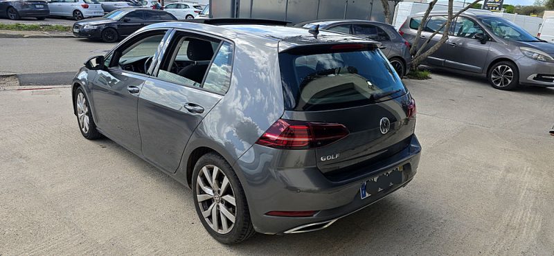 VOLKSWAGEN GOLF VII 2017