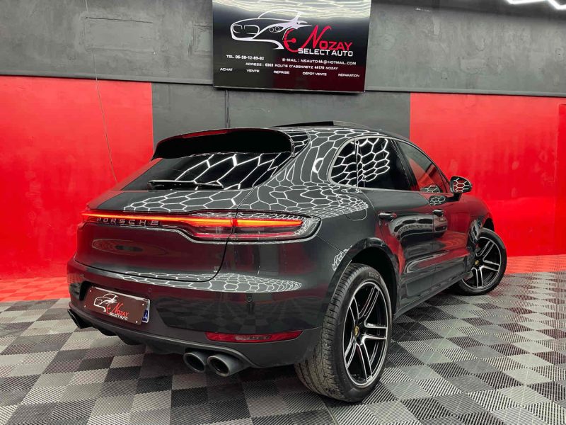 PORSCHE MACAN 2020