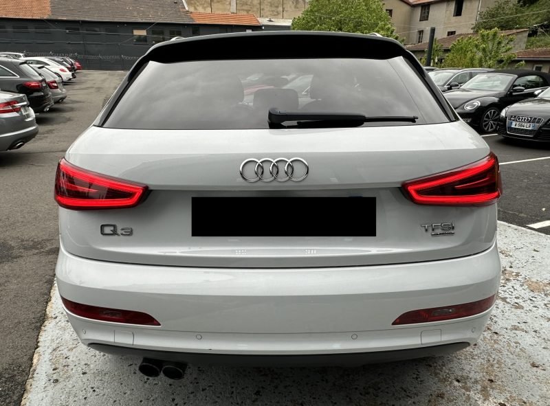 AUDI Q3 2.0 TFSI 211 S LINE QUATTRO S TRONIC 7